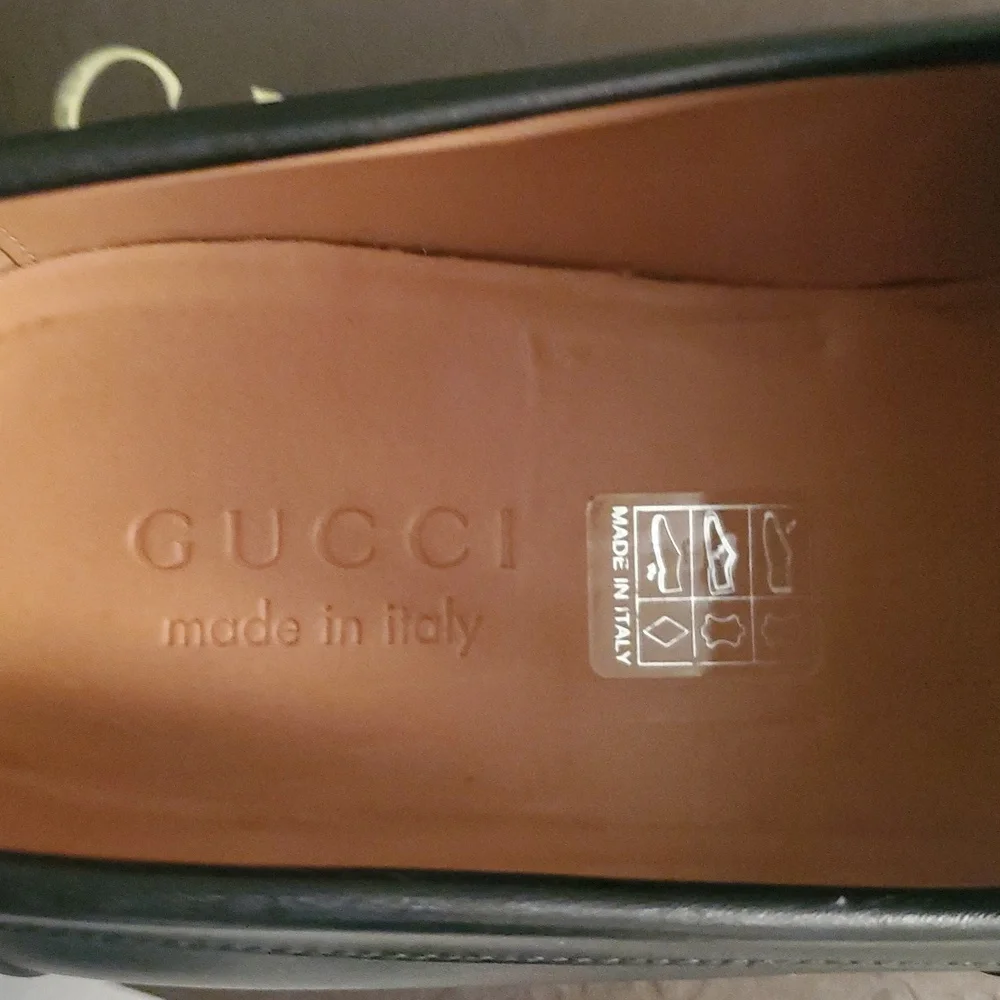 Gucci Black Leather Loafers with Red Detail. Size 9.5 European.